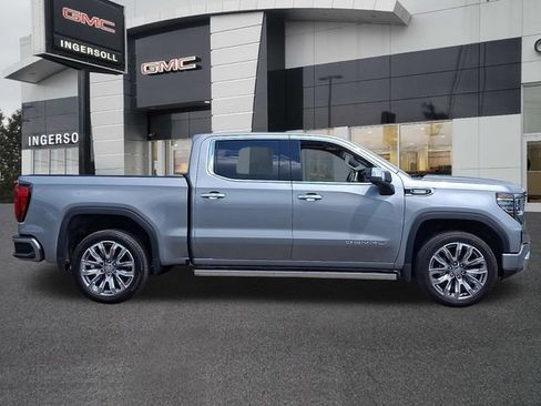 Used 2025 GMC Sierra 1500 Denali w/ Denali Reserve Package AWD/4WD image 27