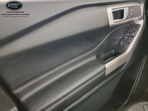 Used 2023 Ford Explorer XLT w/ Equipment Group 202A AWD/4WD image 33