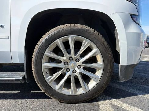 Used 2019 Chevrolet Tahoe Premier w/ Premier Plus Edition AWD/4WD image 31