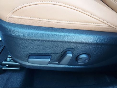 Used 2025 Kia Seltos EX w/ EX Sunroof Package image 18