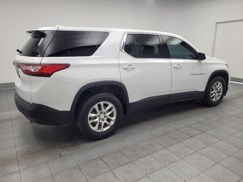 Used 2019 Chevrolet Traverse LS w/ LPO, Blackout Package FWD image 10