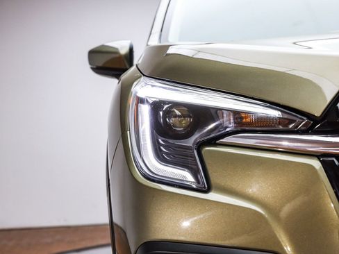 Used 2024 Subaru Ascent Premium w/ Convenience Package image 5