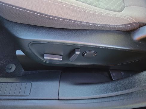 Certified 2022 Ford Escape SE w/ Convenience Package image 18