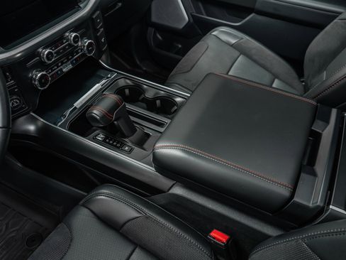 Used 2025 Ford F150 Raptor image 29