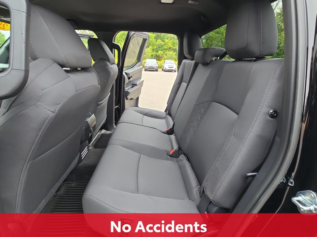 Certified 2025 Toyota Tacoma SR5 AWD/4WD image 17