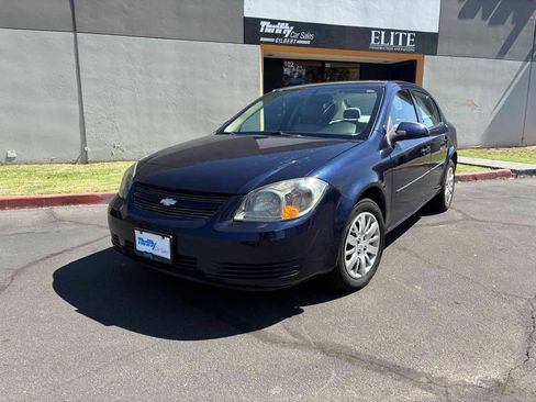 Used 2010 Chevrolet Cobalt LT image 2