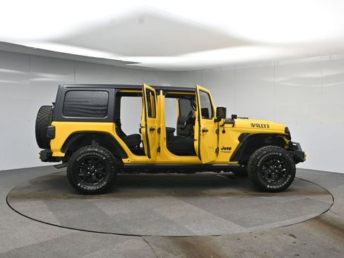 Used 2021 Jeep Wrangler Unlimited Willys image 40