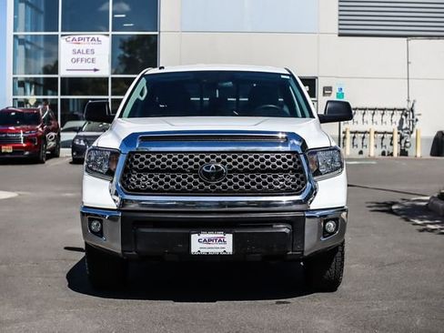 Used 2018 Toyota Tundra SR5 AWD/4WD image 6