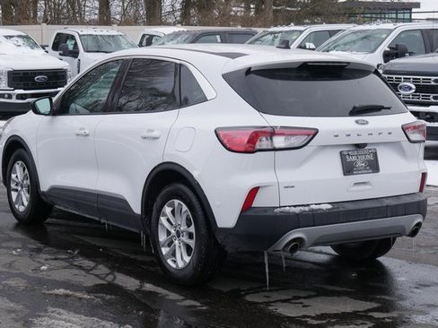 Used 2022 Ford Escape SE w/ Cold Weather Package image 8