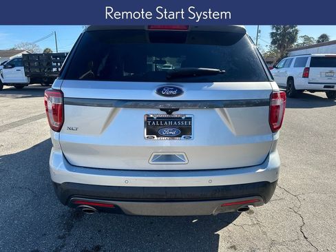 Used 2017 Ford Explorer XLT w/ Equipment Group 202A image 15