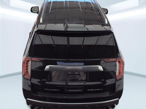 Used 2024 GMC Yukon XL Denali image 7
