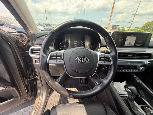 Used 2021 Kia Telluride SX w/ SX Prestige Package AWD/4WD image 16