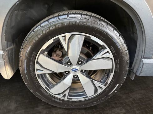 Used 2019 Subaru Forester Touring AWD/4WD image 40