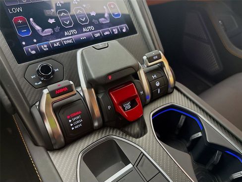 Used 2023 Lamborghini Urus S AWD/4WD image 16