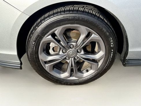 Used 2023 Honda Accord EX image 39