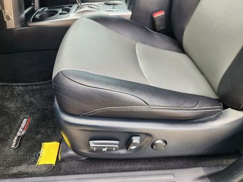 Used 2017 Toyota 4Runner SR5 Premium RWD image 22