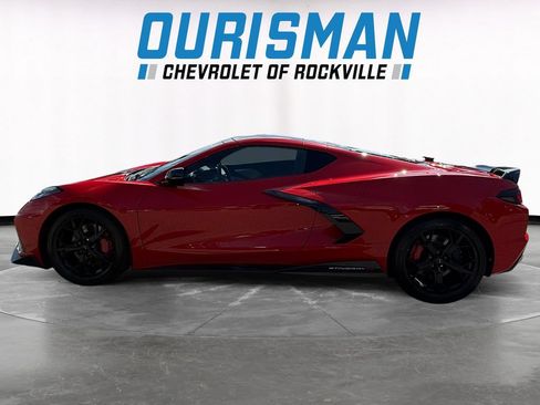 Used 2021 Chevrolet Corvette Stingray Preferred Cpe w/ Z51 Performance Package RWD image 3