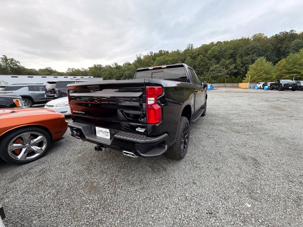 Used 2025 Chevrolet Silverado 1500 LT Trail Boss w/ Convenience Package II AWD/4WD image 7