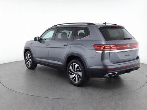 Used 2024 Volkswagen Atlas SE image 6