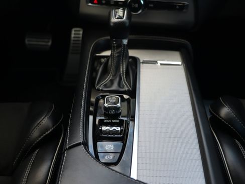 Used 2019 Volvo XC90 T6 R-Design w/ Advanced Package image 46