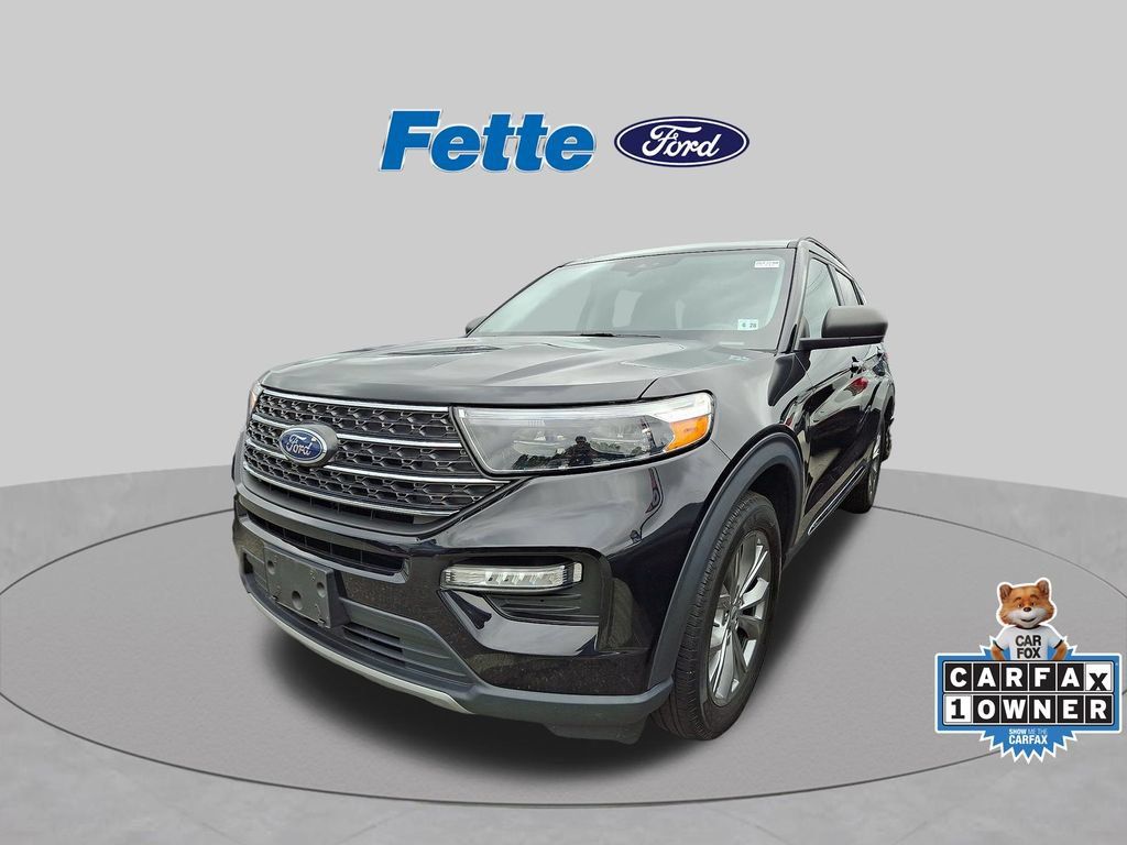 Used 2023 Ford Explorer XLT w/ Equipment Group 202A AWD/4WD image 1