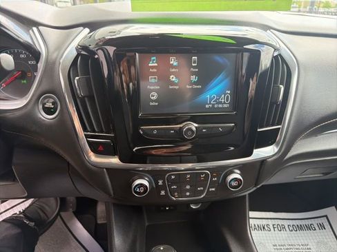 Used 2018 Chevrolet Traverse LT FWD image 22
