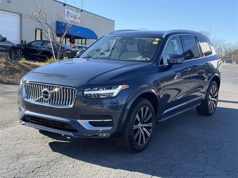 Used 2024 Volvo XC90 B5 Plus image 23