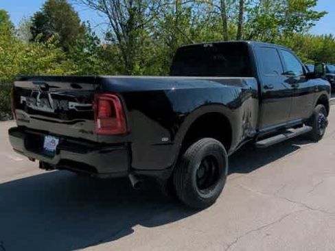 New 2026 RAM 3500 Laramie w/ Night Edition AWD/4WD image 8