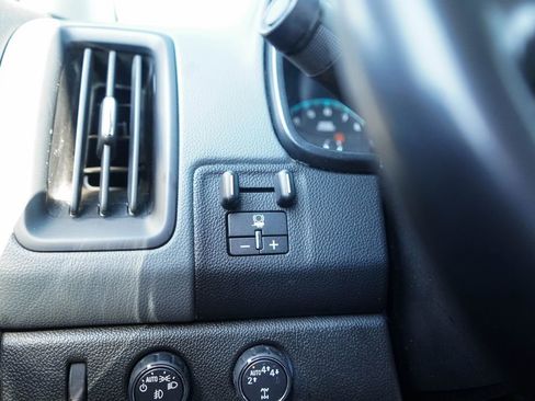 Used 2019 Chevrolet Colorado Z71 w/ Z71 Midnight Edition image 27