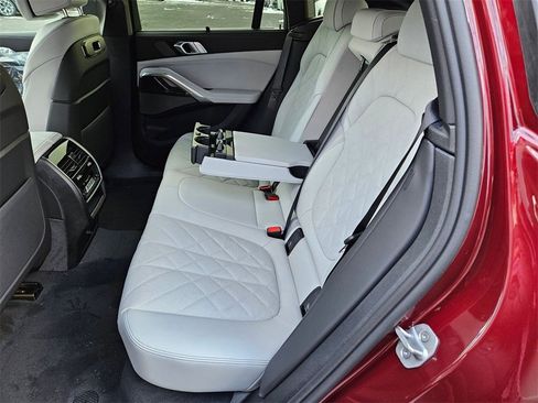 New 2026 BMW X6 xDrive40i w/ Climate Comfort Package image 21