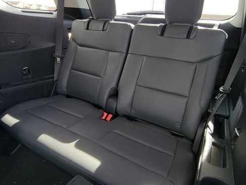 New 2026 Ford Explorer Active image 8