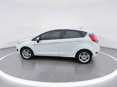 Used 2018 Ford Fiesta SE FWD image 5