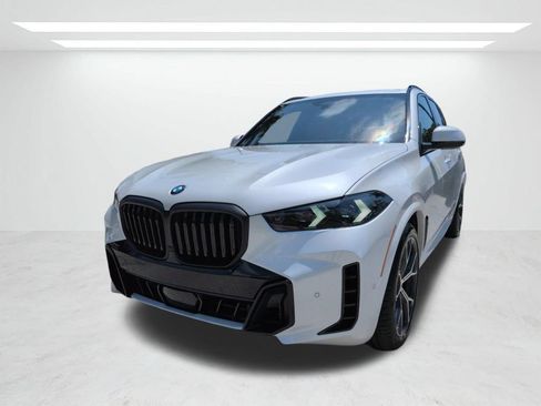 New 2026 BMW X5 xDrive40i w/ Executive Package AWD/4WD image 8
