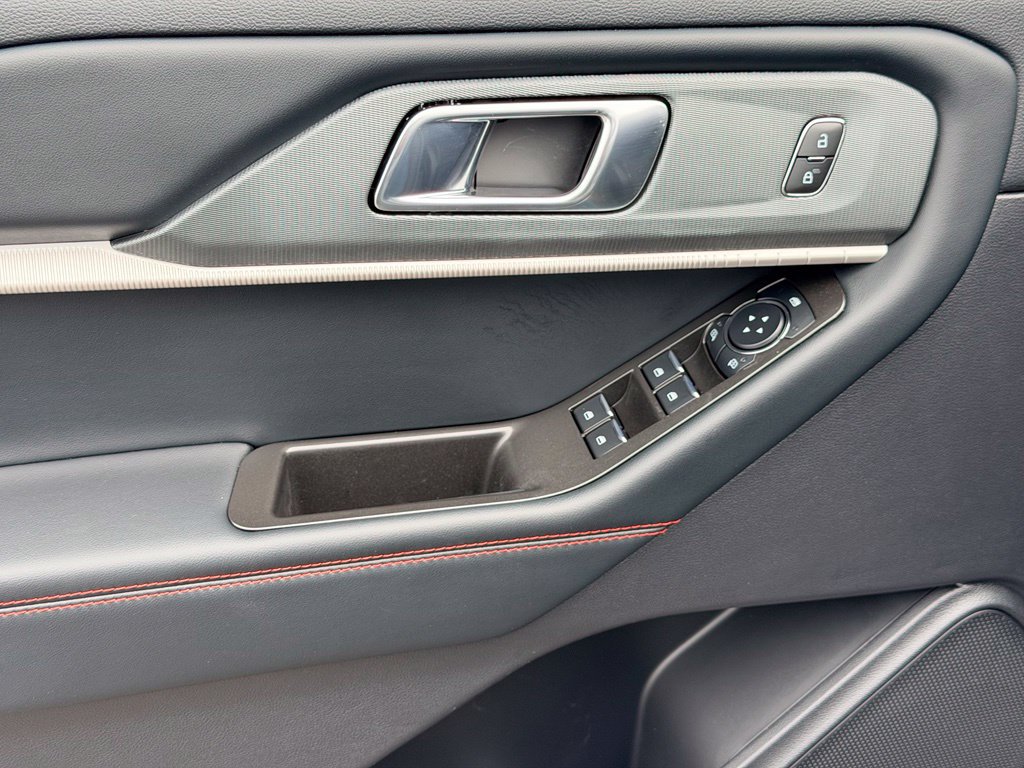 New 2026 Ford Explorer ST-Line RWD image 17