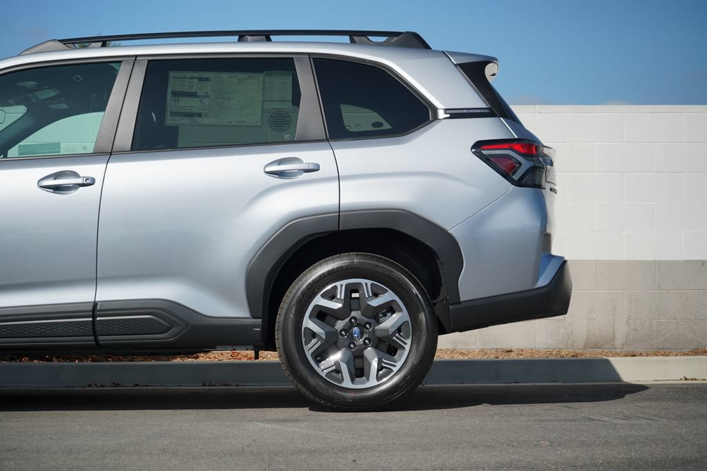 New 2026 Subaru Forester Premium AWD/4WD image 4