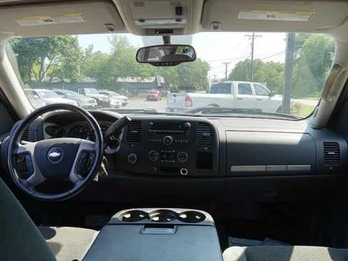 Used 2007 Chevrolet Silverado 1500 LT w/ 1LT Convenience Package image 8