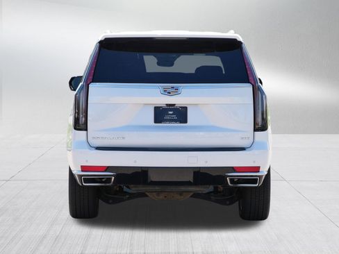 Used 2024 Cadillac Escalade ESV Premium Luxury w/ LPO, Floor Liner Package AWD/4WD image 6