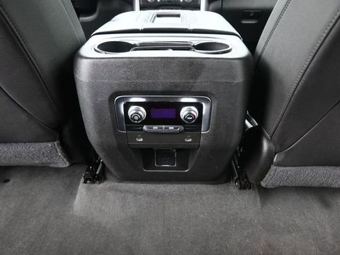 Used 2021 GMC Yukon SLT RWD image 25