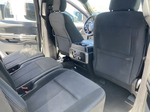 Used 2019 Ford Expedition XLT RWD image 20