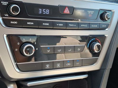 Used 2016 Hyundai Sonata Sport FWD image 15