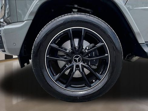 Used 2025 Mercedes-Benz G 550 image 9