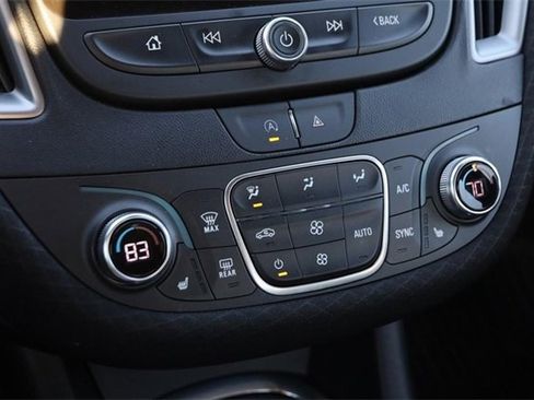 Used 2024 Chevrolet Malibu LT image 18