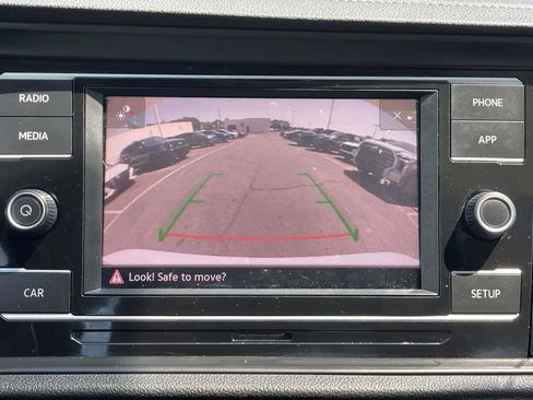 Used 2019 Volkswagen Jetta SE FWD image 31