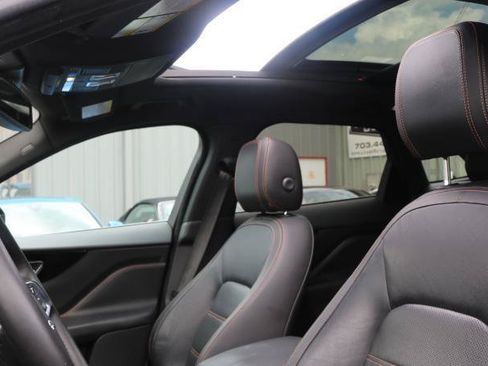 Used 2018 Jaguar F-PACE Prestige AWD/4WD image 8