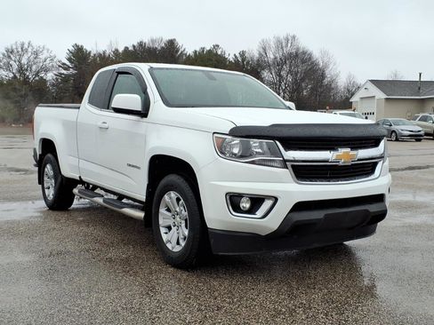 Used 2020 Chevrolet Colorado LT w/ LT Convenience Package image 8