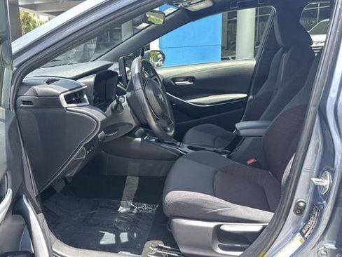 Used 2023 Toyota Corolla SE FWD image 7