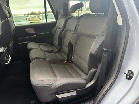 Certified 2025 Ford Expedition Active AWD/4WD image 38