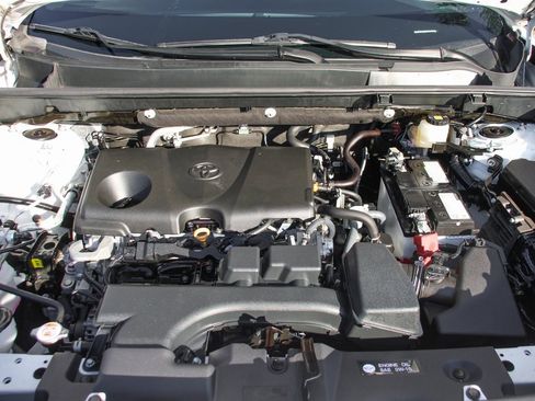 Used 2023 Toyota RAV4 XLE image 11