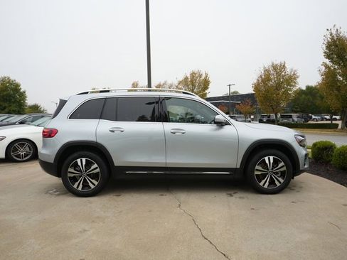 Used 2026 Mercedes-Benz GLB 250 4MATIC image 9