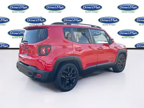 Used 2019 Jeep Renegade Altitude w/ Quick Order Package 2XM FWD image 7